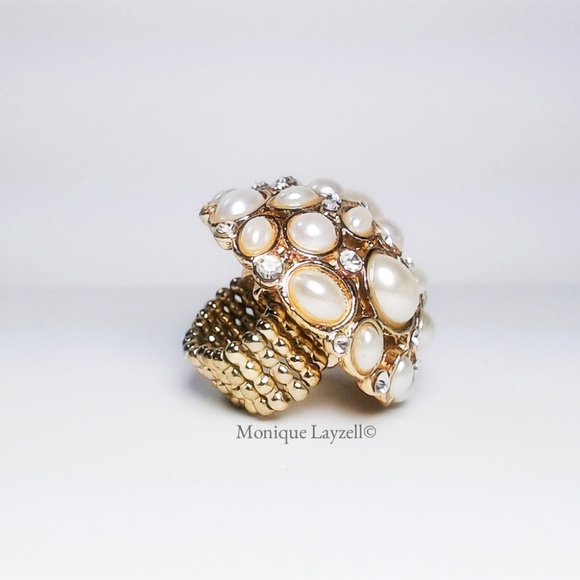 Gold Tone Pearl Crystal Cluster Cocktail Ring Free - Picture 2 of 3